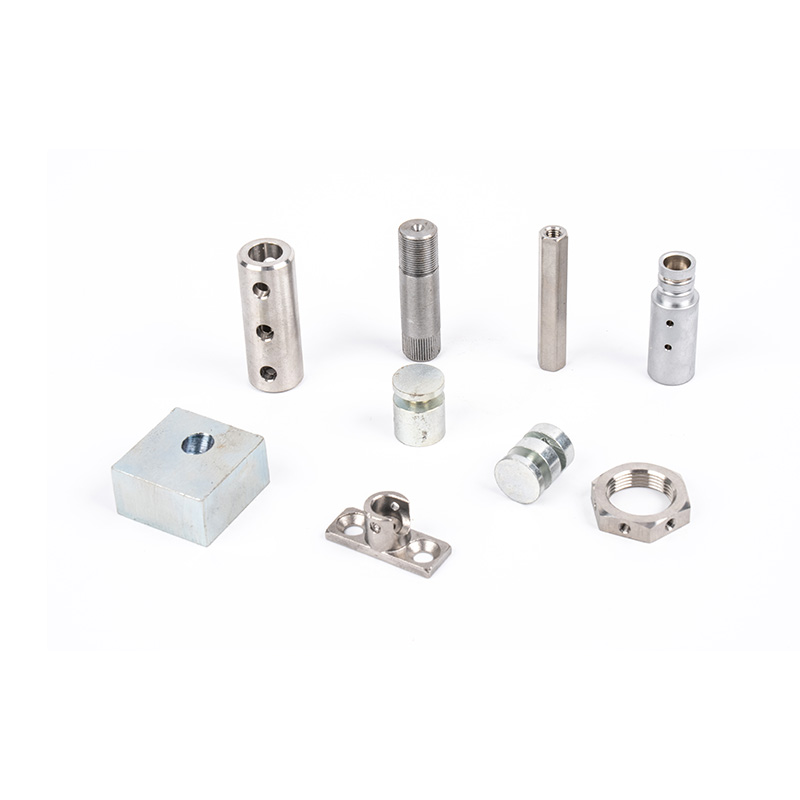 CNC din aluminiu transformat în piese